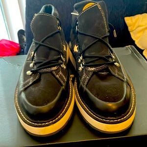 These are converses they are rare I got these from a resale trader